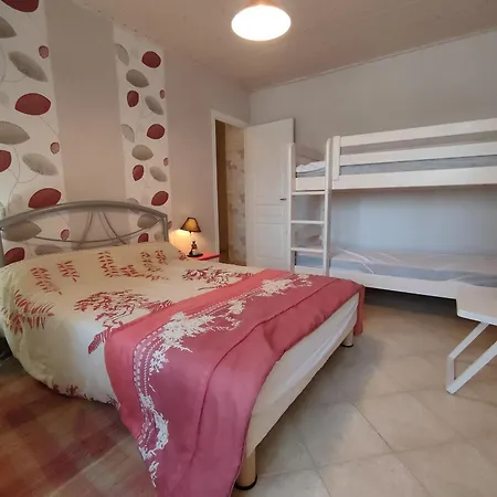Moderne 2 Chambres, Spacieux Avec Balcon Vue - Fr-1-323-301 Apartmán